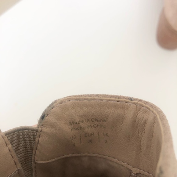 ALDO suede ankle booties - Picture 5 of 5